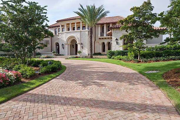 Best Driveway Pavers Cost  in Freer, TX